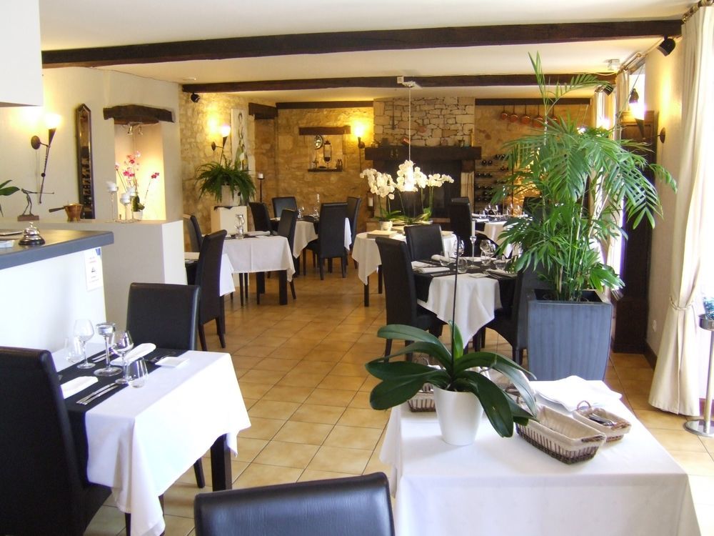 Logis Hotel Restaurant La Bastide Villefranche-du-Perigord Exterior photo